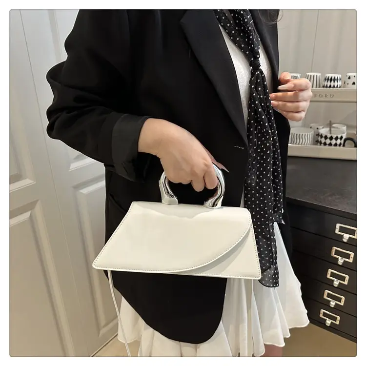 French Style Black Square Crossbody Bag for Women — feature 18