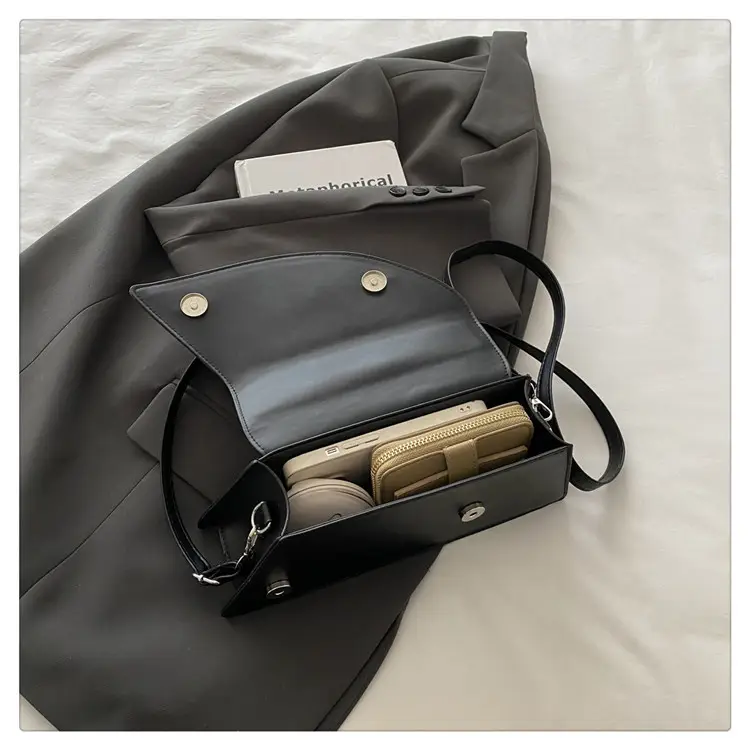 French Style Black Square Crossbody Bag for Women — feature 32