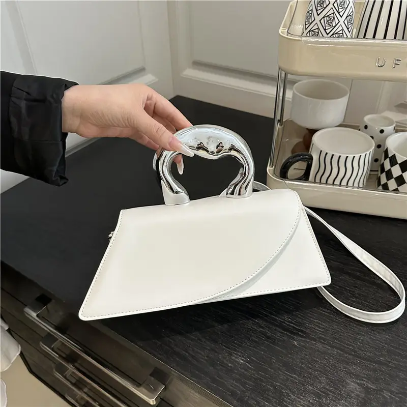 French Style Black Square Crossbody Bag for Women - Image 2