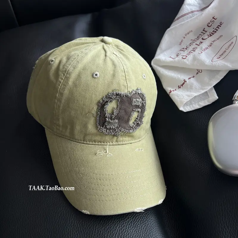 Women Distressed Baseball Caps with Duckbill Design — feature 11