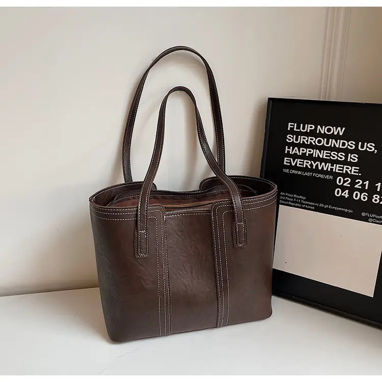 Brown Leather Large Capacity Women's Tote Bag — feature 16