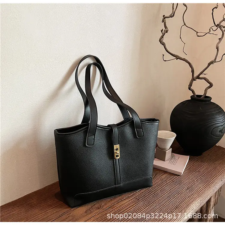 Black Vintage Women's Tote Bag with Gold Clasp — feature 23