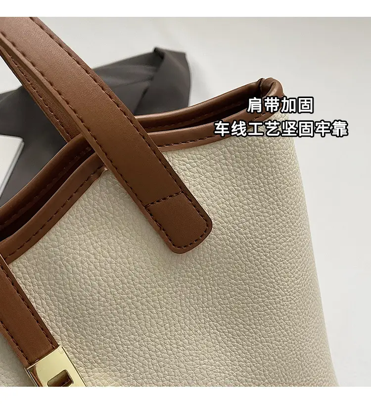 Black Vintage Women's Tote Bag with Gold Clasp — feature 7