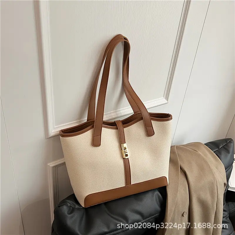 Black Vintage Women's Tote Bag with Gold Clasp