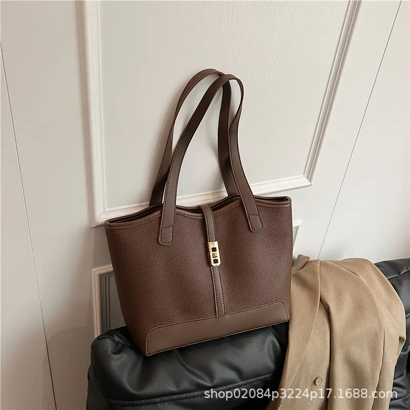 Black Vintage Women's Tote Bag with Gold Clasp