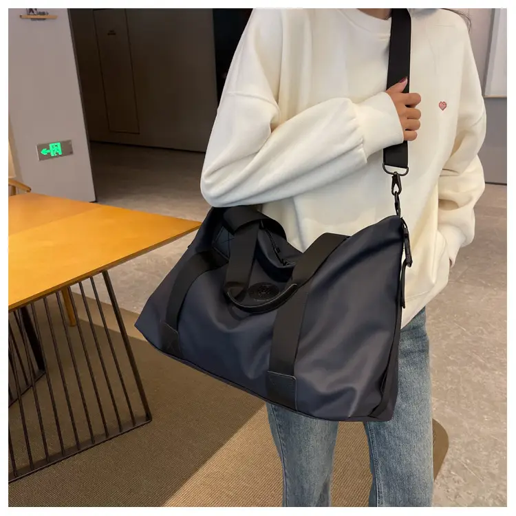 Lightweight Business Travel Bag Large Capacity Grey — feature 2