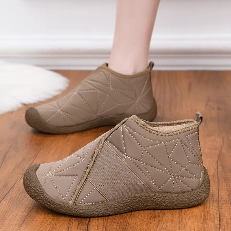Women's Cotton Shoes 2025 Winter New Flat Boots with Plush Lining, Thickened Slip-On Fashion Casual Snow Boots, Women's Short Boots - Image 6