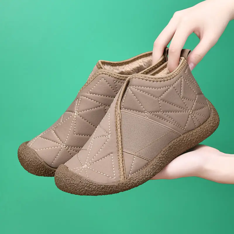 Women's Cotton Shoes 2025 Winter New Flat Boots with Plush Lining, Thickened Slip-On Fashion Casual Snow Boots, Women's Short Boots - Image 2