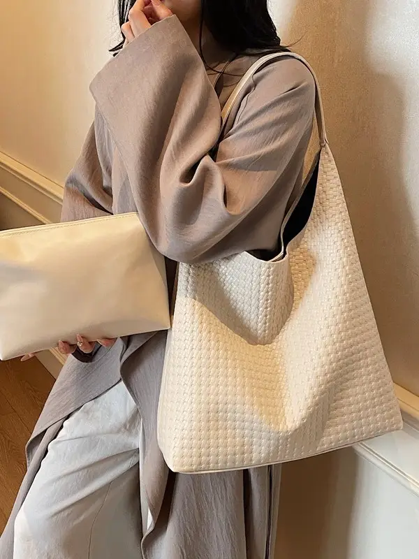 Large Capacity Woven Bucket Bag for Women Brown Black - Image 3