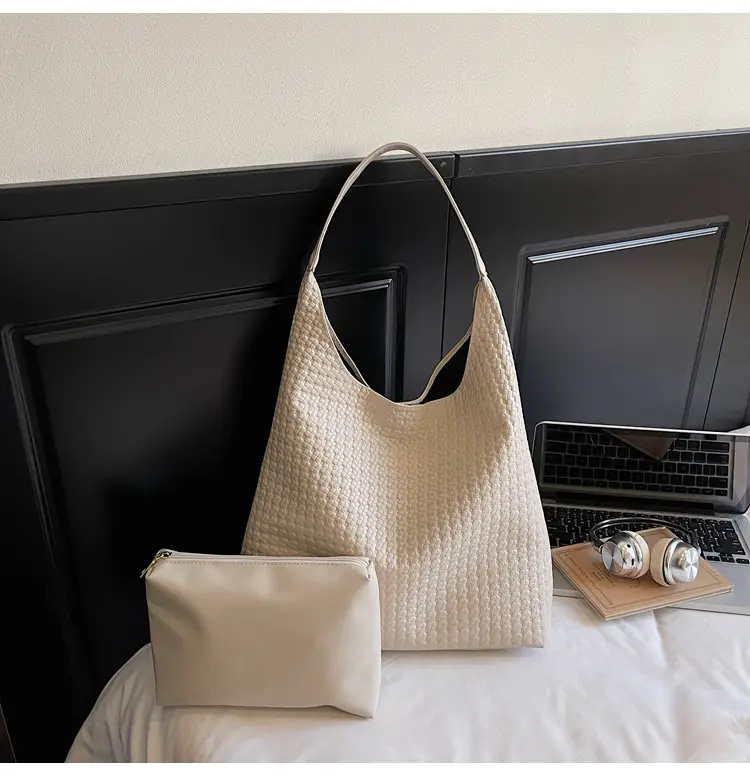 Large Capacity Woven Bucket Bag for Women Brown Black — feature 28