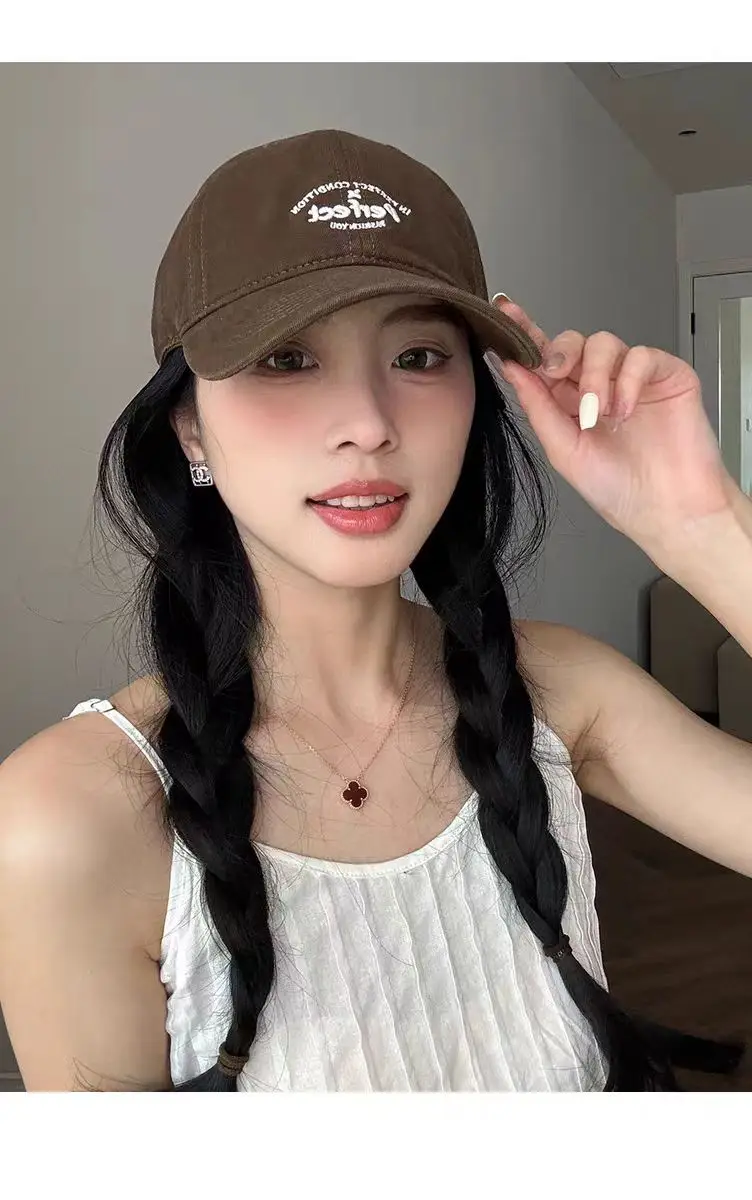Women Embroidered Letter Cap Gray Duckbill Face Slim — feature 7