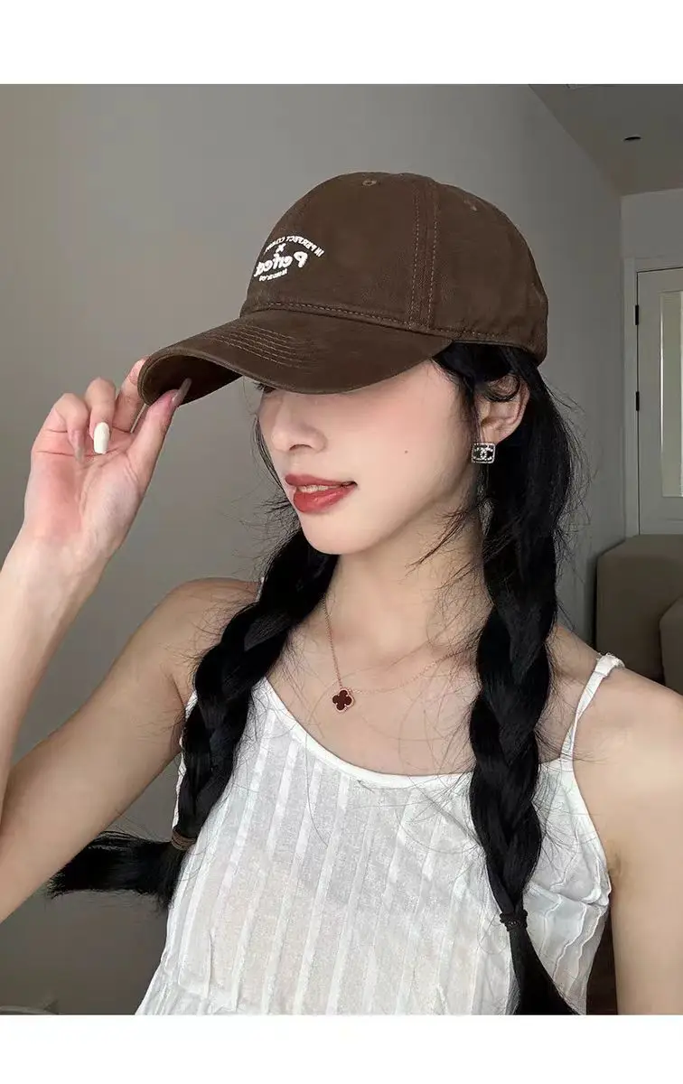 Women Embroidered Letter Cap Gray Duckbill Face Slim — feature 8