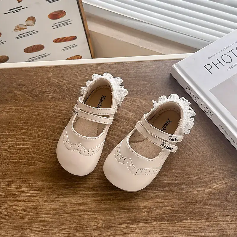 Girls Silver Rhinestone Flat Shoes 2025