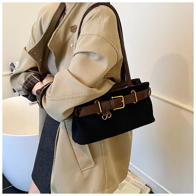 Women's Large Cap Leather Shoulder Bag Brown 2025 — feature 19