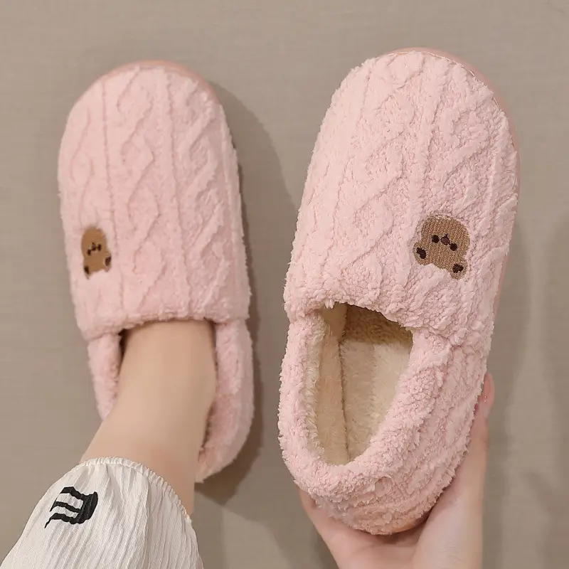 Household Cotton Slippers for Women in Winter with Cute Cartoon Bears Indoor Home Plush Warm Fur Slippers for Men Wholesale - Image 4