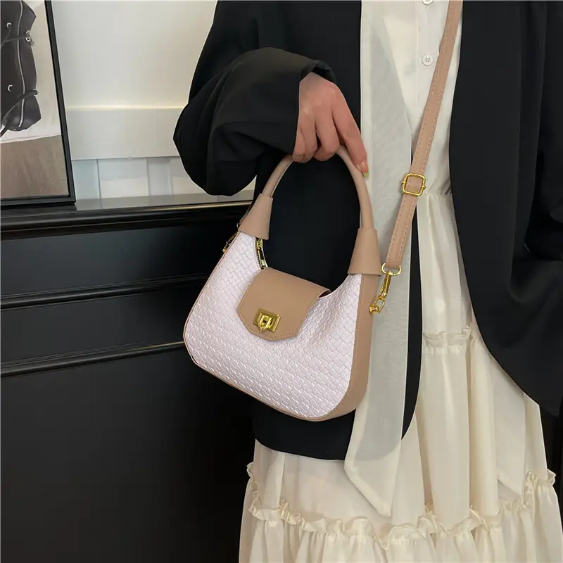 Red Woven Handbag for Women 2025 Casual Shoulder - Image 7