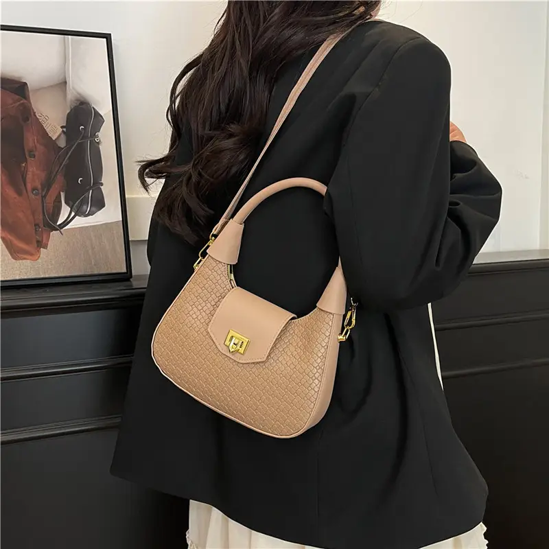 Red Woven Handbag for Women 2025 Casual Shoulder - Image 8