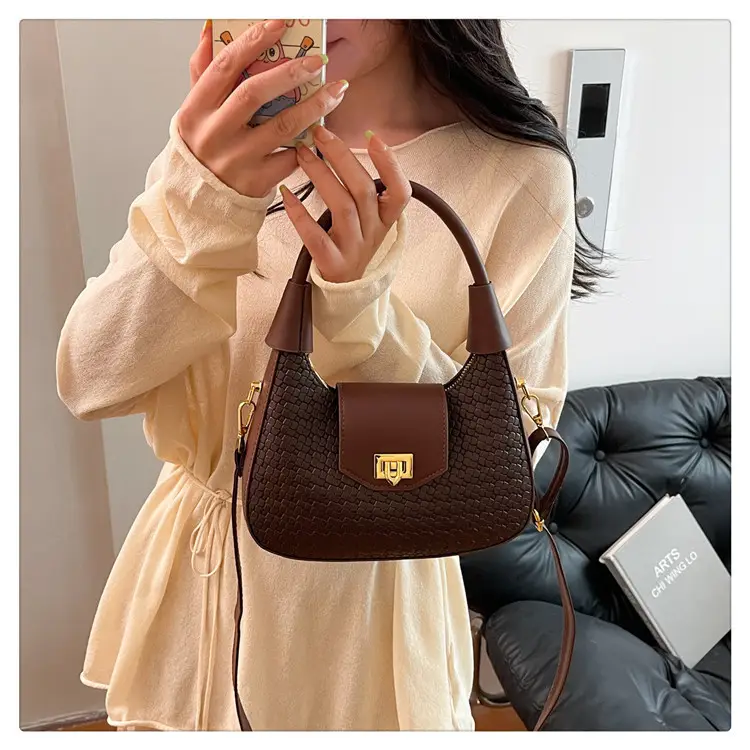 Red Woven Handbag for Women 2025 Casual Shoulder — feature 21