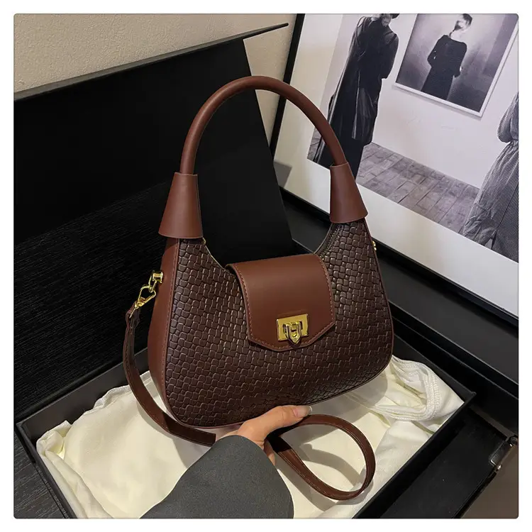 Red Woven Handbag for Women 2025 Casual Shoulder — feature 29