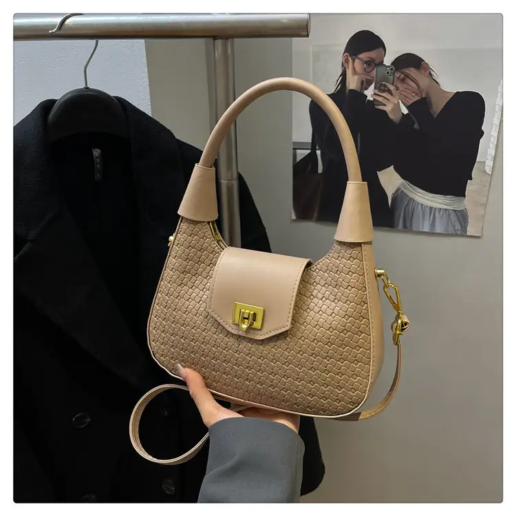 Red Woven Handbag for Women 2025 Casual Shoulder - Image 2