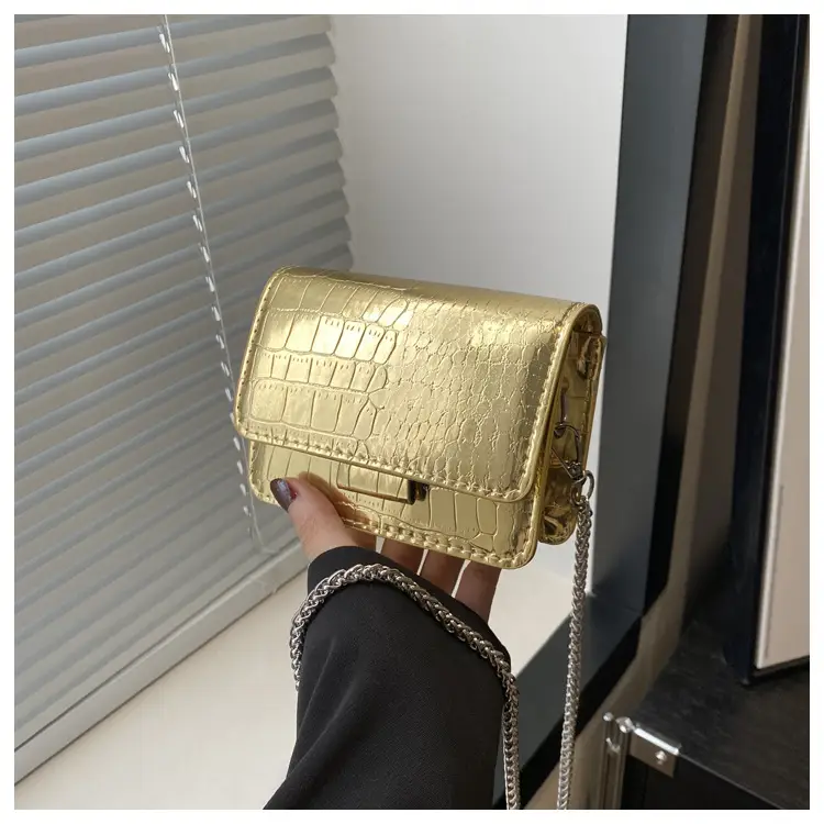 Mirror Patent Leather Chain Crossbody Bag for Women — feature 20