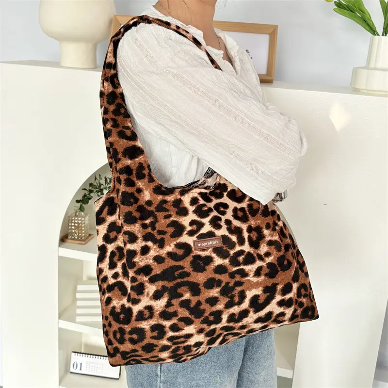 Leopard Print Large Cap Bag for Women — feature 12