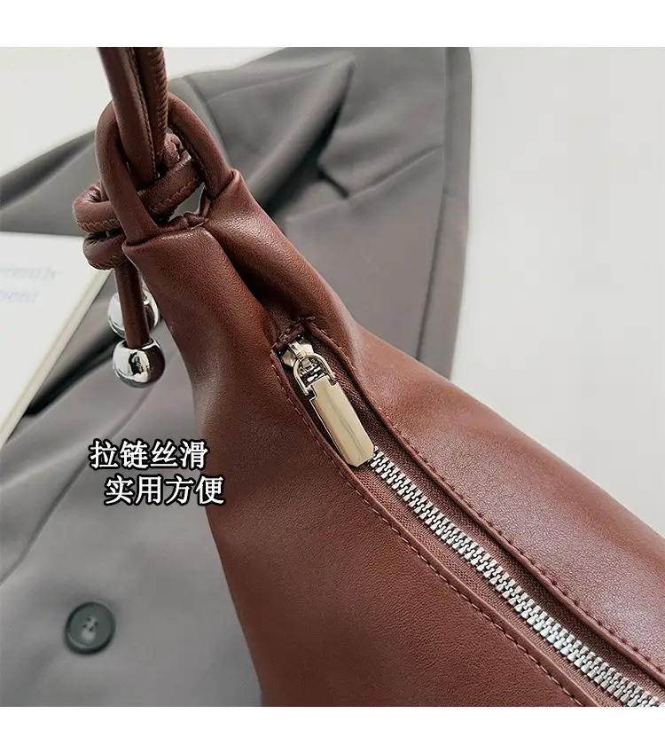 Women Large Capacity Crossbody Bag Brown Leather 2025 — feature 4