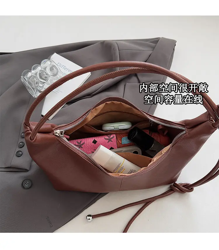 Women Large Capacity Crossbody Bag Brown Leather 2025 — feature 6