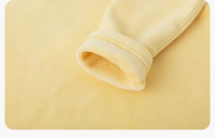 Dudu Kids T-Shirt Cream Half-Turtleneck Base Layer — feature 28