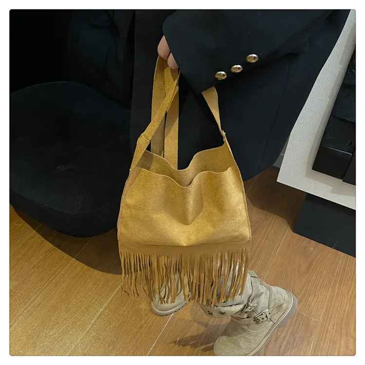 Red Tassel Crossbody Bag for Women Summer Commute — feature 12