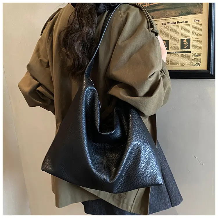 Women's Cream Leather Shoulder Crossbody Bag 2025 — feature 19