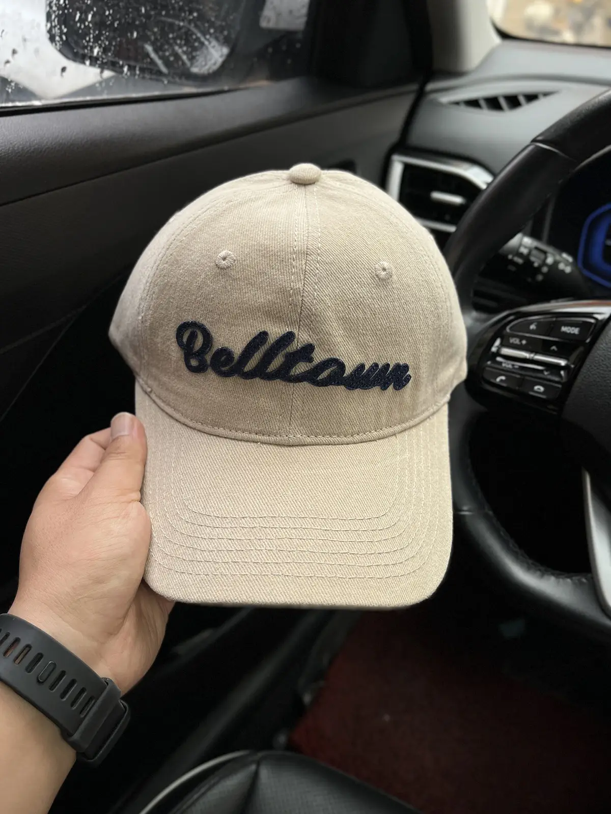 Belleam Red Baseball Cap for Women with Wide Brim — feature 1