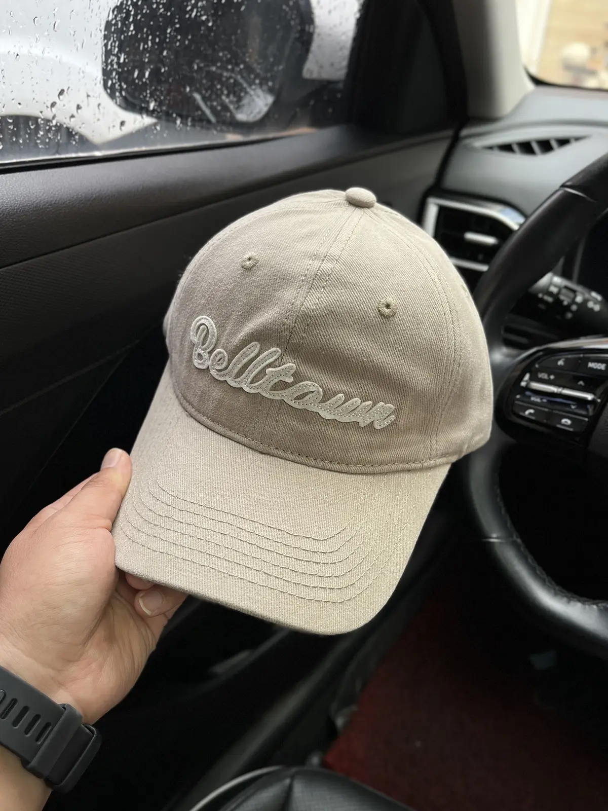 Belleam Red Baseball Cap for Women with Wide Brim — feature 17