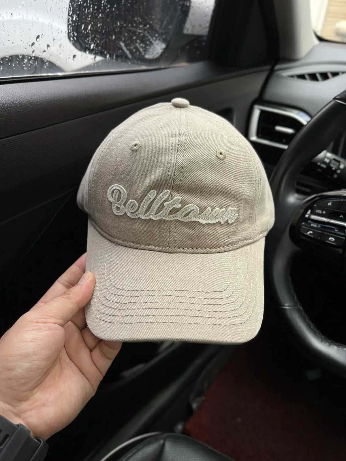Belleam Red Baseball Cap for Women with Wide Brim — feature 18