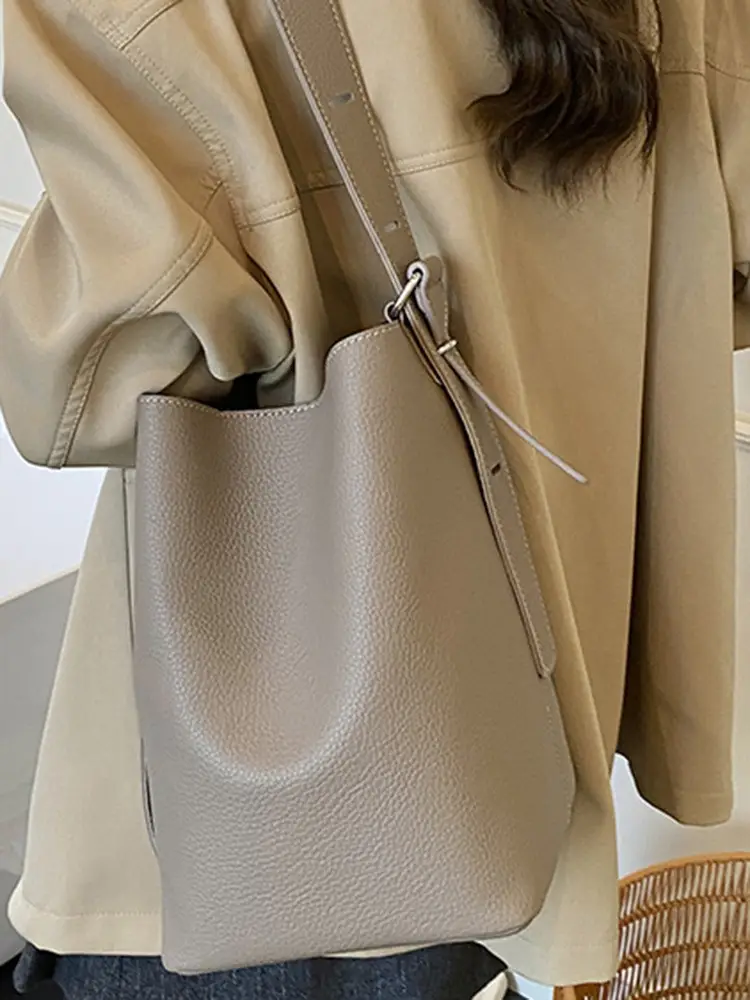 Korean Style Brown Women's Shoulder Bag 2025