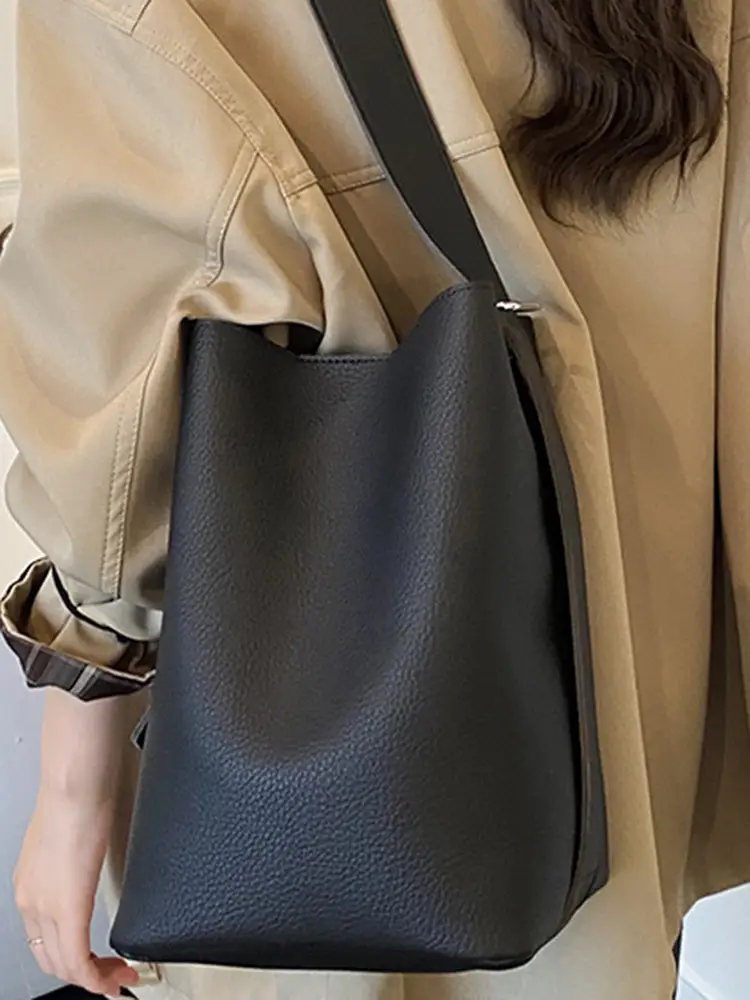 Korean Style Brown Women's Shoulder Bag 2025