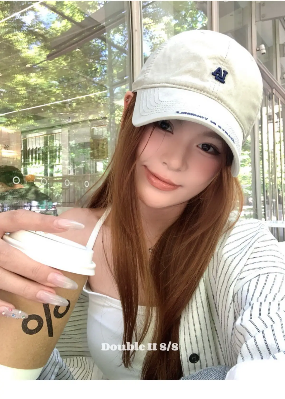 Women Baseball Cap with Letter Embroidery Beige — feature 12