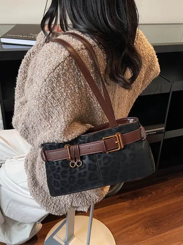 Women's Black Leopard Print Belt Buckle Shoulder Bag 2026 - Image 5