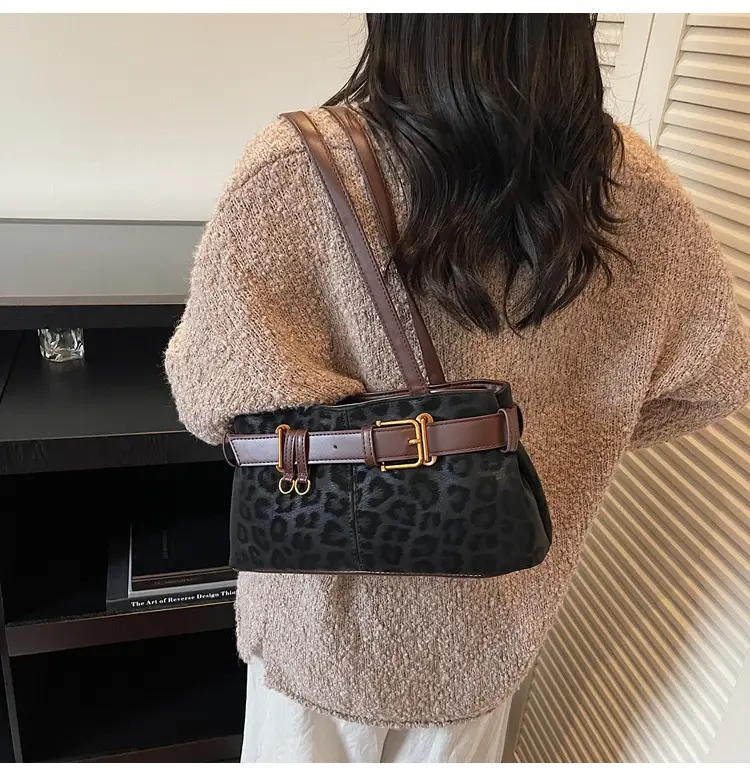 Women's Black Leopard Print Belt Buckle Shoulder Bag 2026 — feature 13