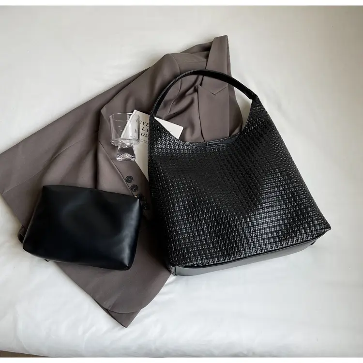 Black Textured Shoulder Bag for Women 2025 — feature 31