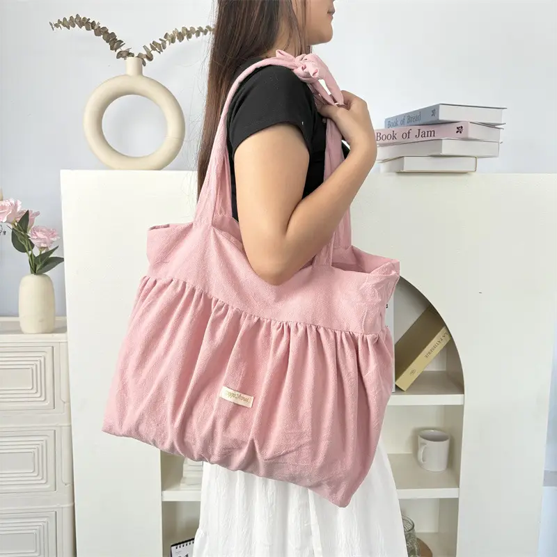 White Pleated Shoulder Bag Large Capacity Korean Canvas - Image 3