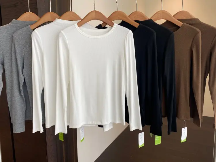 【Special Offer, No Returns or Exchanges】A Must-Have for Spring and Autumn, Layered Wear, Round Neck, Semi-High Collar, Long-Sleeve T-Shirt for Women in Autumn — feature 40
