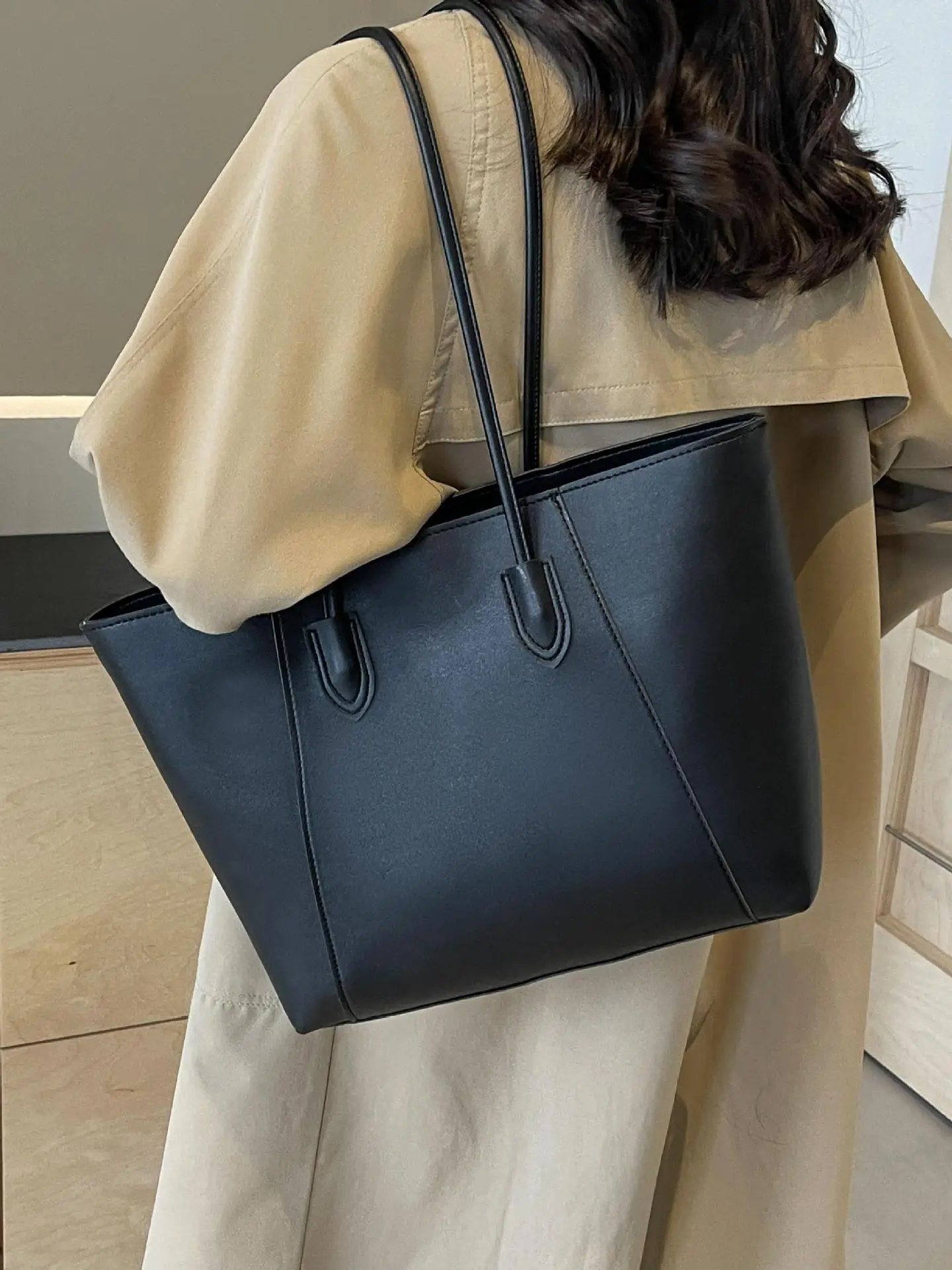 Black Large Capacity Cross-Border Tote Bag - Image 8