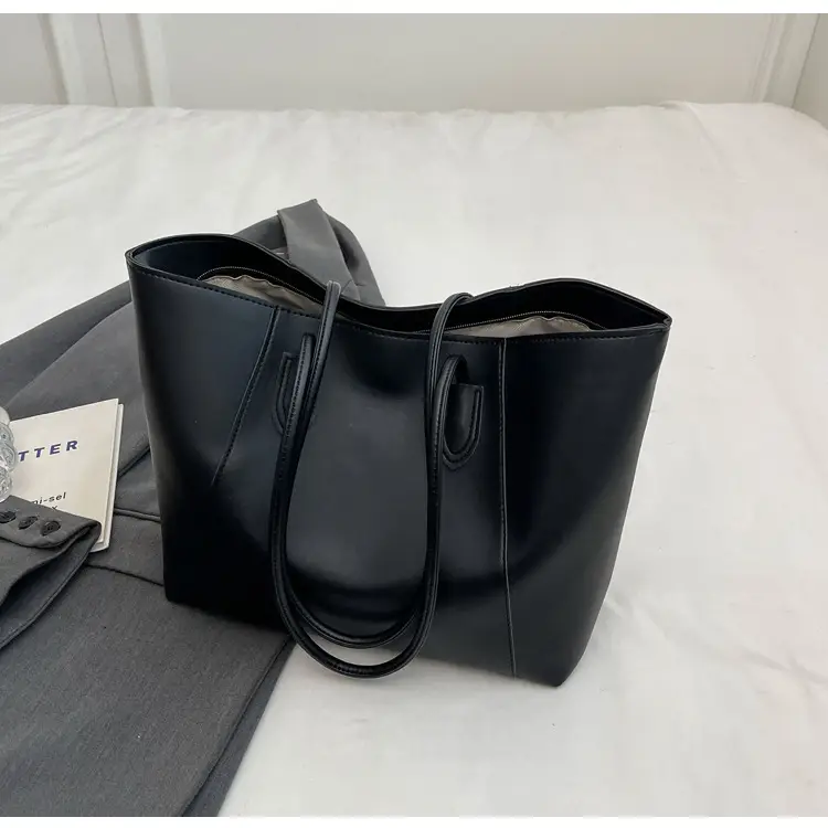 Black Large Capacity Cross-Border Tote Bag — feature 28