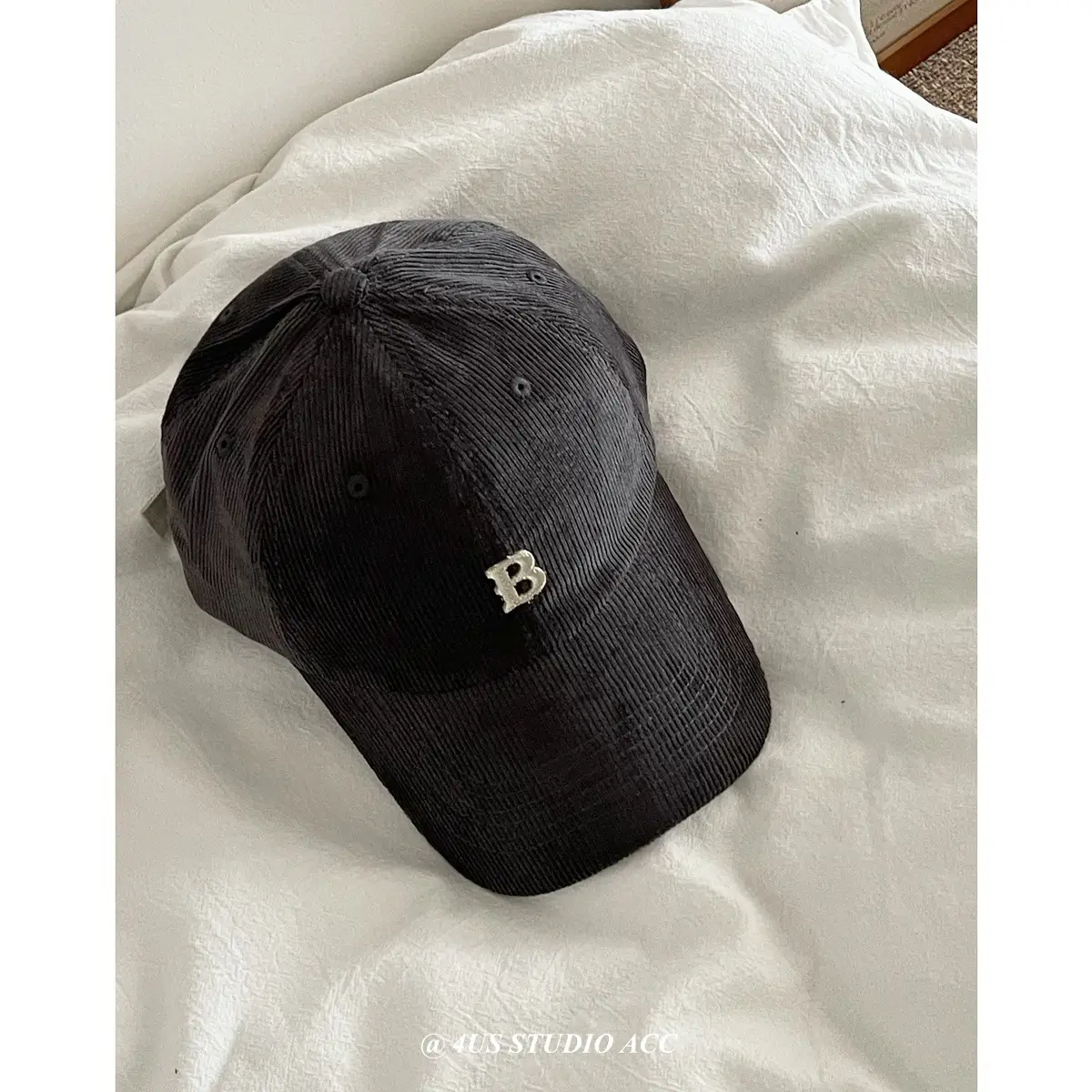 Black Retro Corduroy Baseball Cap for Women & Men
