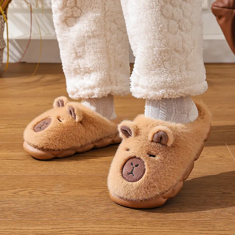 2025 New Kapibara Poop-Feeling Female Winter Cartoon Cute Non-Slip Indoor Home Soft-Soled Family Cotton Slippers