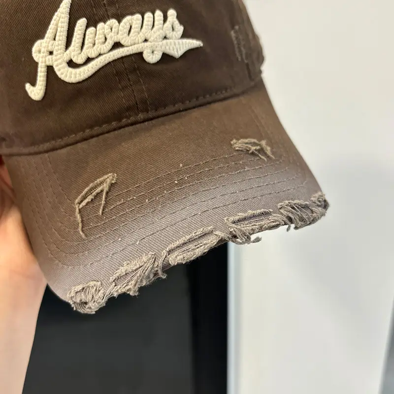 2025 New American Retro Brown Baseball Cap for Women — feature 12