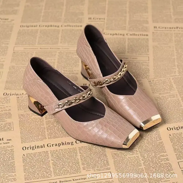 Square Toe Shallow Mouth Thick Heel Flats for Women 2025 Spring & Fall New Style Metal Chain Soft Leather One-Leg Mid-Heel Small Leather Shoes - Image 5
