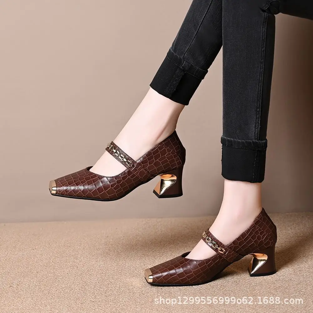 Square Toe Shallow Mouth Thick Heel Flats for Women 2025 Spring & Fall New Style Metal Chain Soft Leather One-Leg Mid-Heel Small Leather Shoes - Image 2