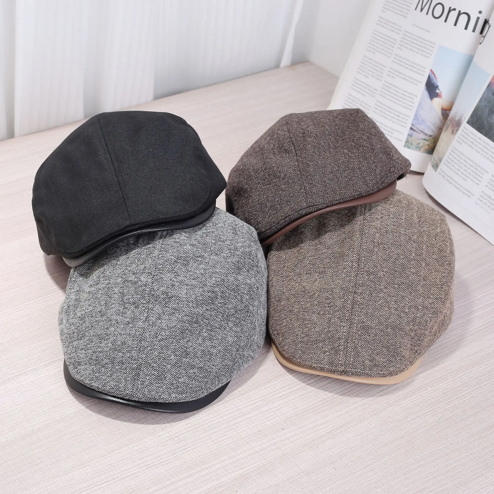 Men Women Grey Korean Style Peaked Cap — feature 1